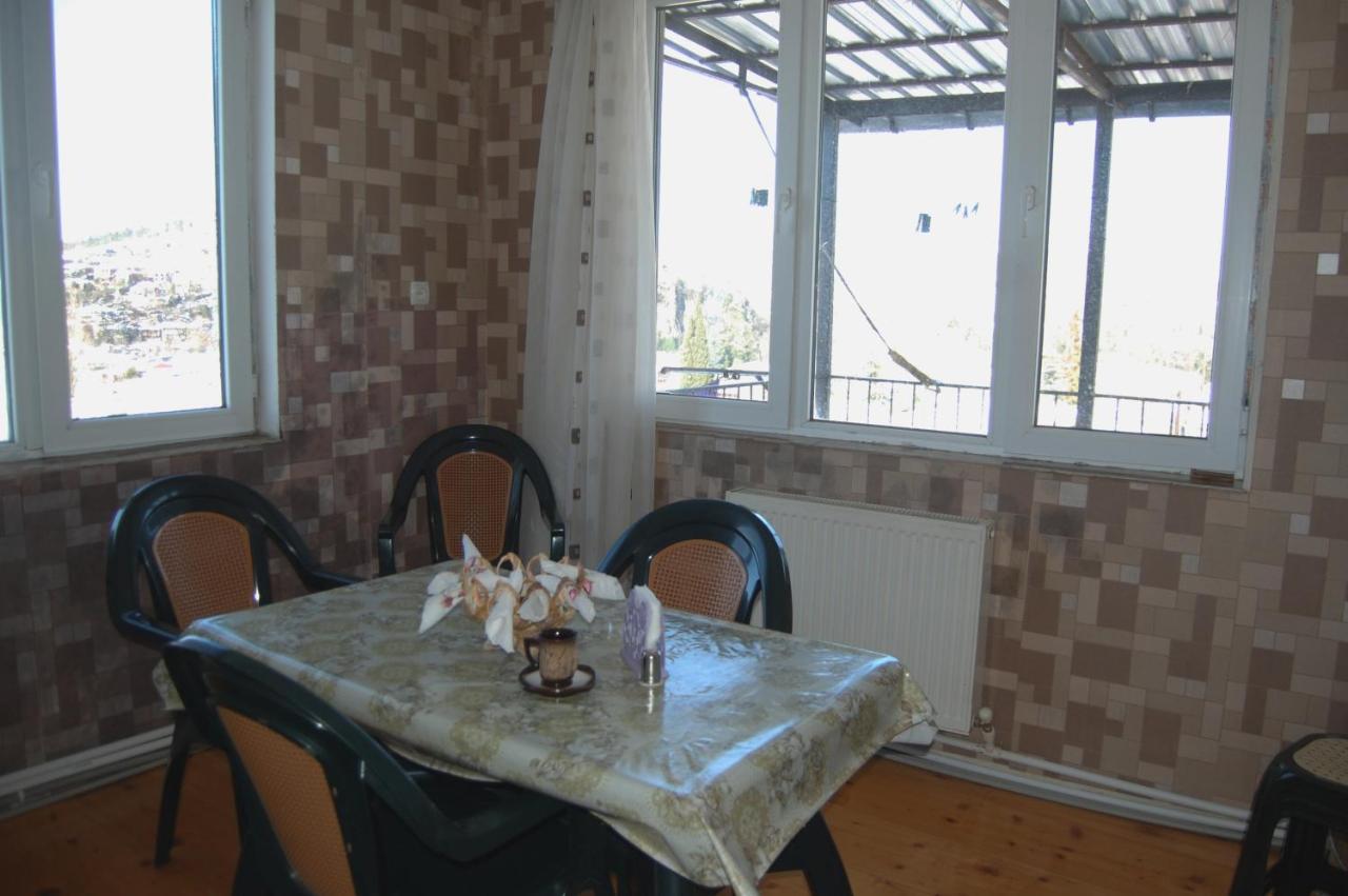 Excellent Hostel Κουτάισι Εξωτερικό φωτογραφία