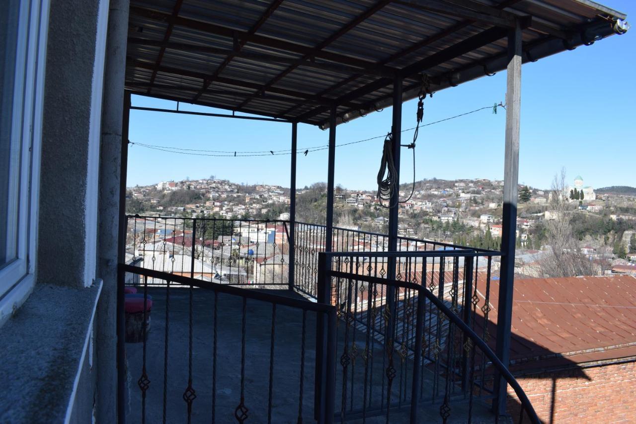 Excellent Hostel Κουτάισι Εξωτερικό φωτογραφία